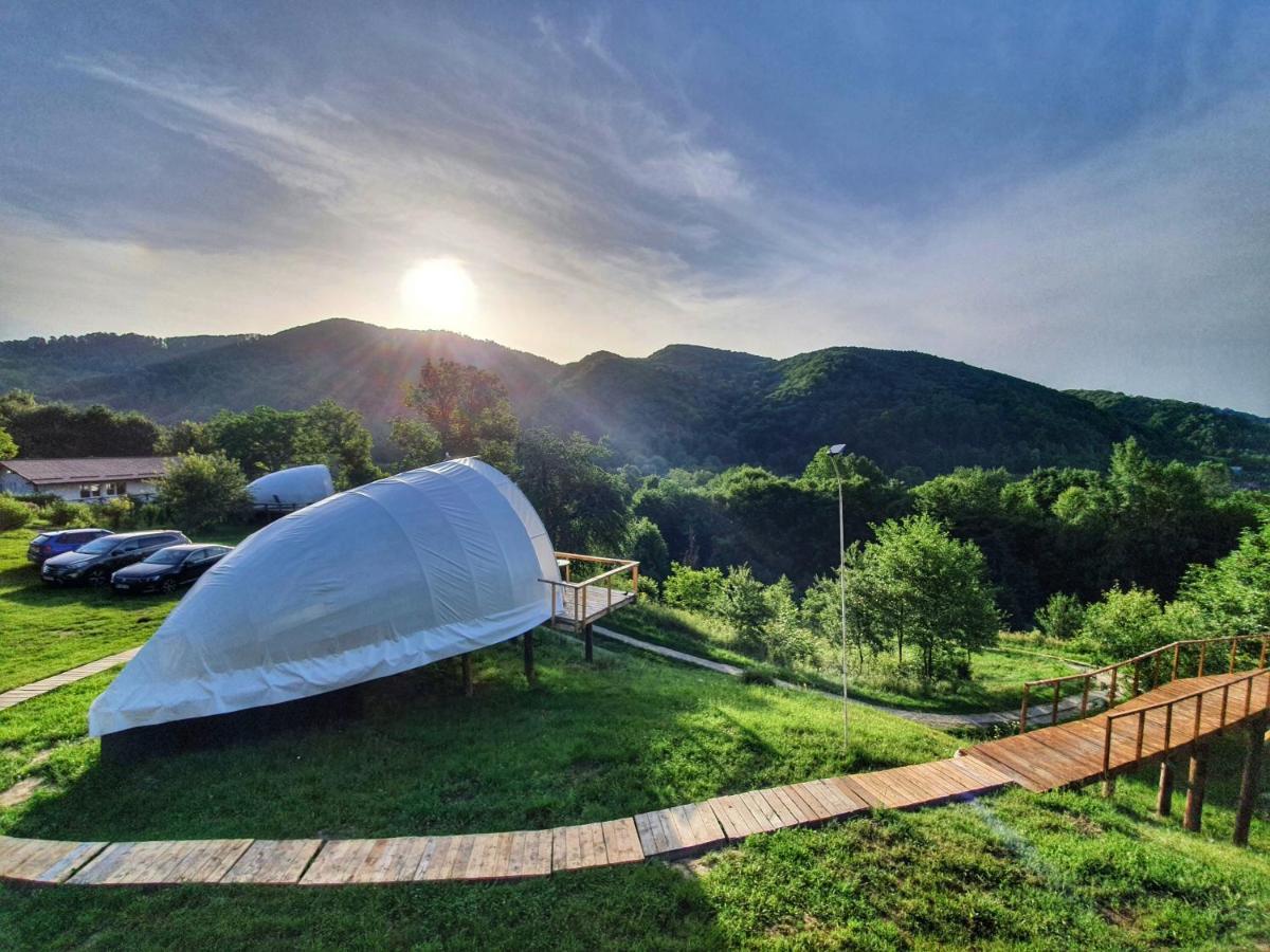 Galesu Sunrise Glamping Retreat酒店 外观 照片