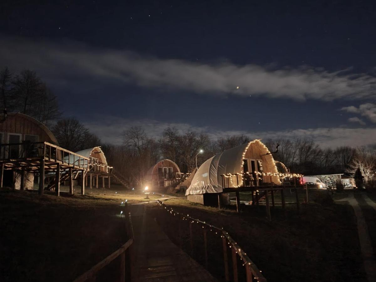 Galesu Sunrise Glamping Retreat酒店 外观 照片